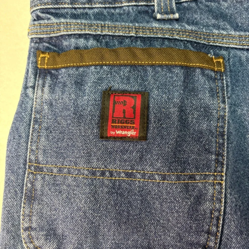Riggs Workwear by Wrangler rugged riggs